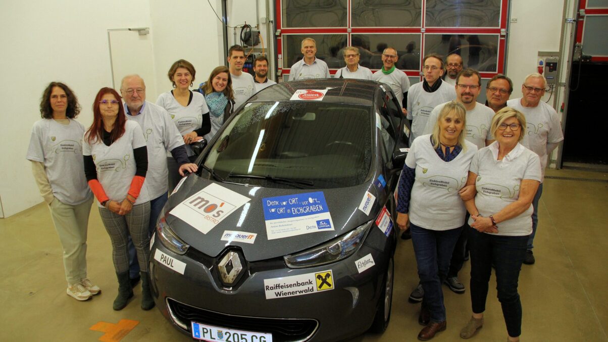 Gruppenfoto vom Team "ElektroMobil Eichgraben".