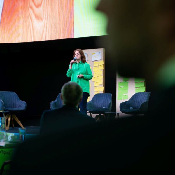 Christa Ruspeckhofer bei der Jugendklimakonferenz 2023