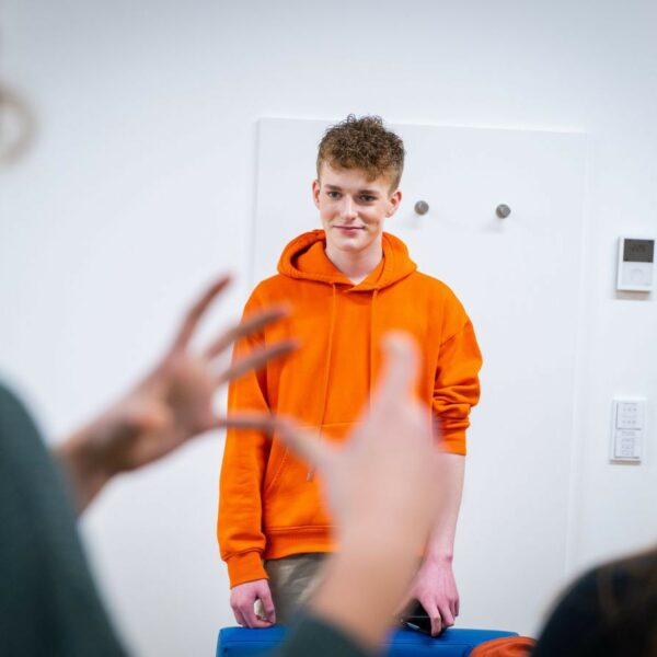 Schüler bei einem Workshop bei der Jugendklimakonferenz 2023